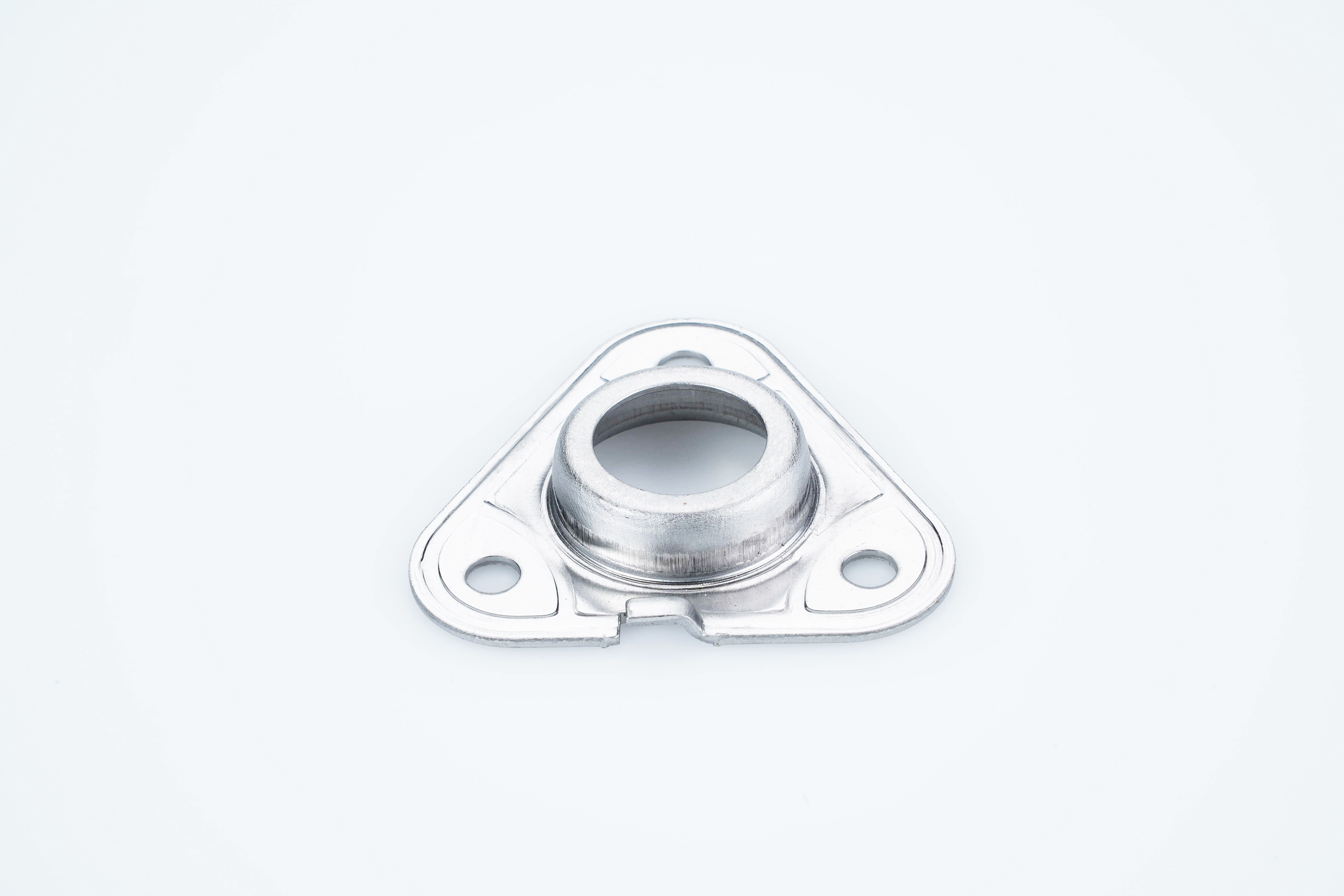 Whirlpool couvercle palier 480112101513 pour lave-linge whirlpool ftchacm118xbfr