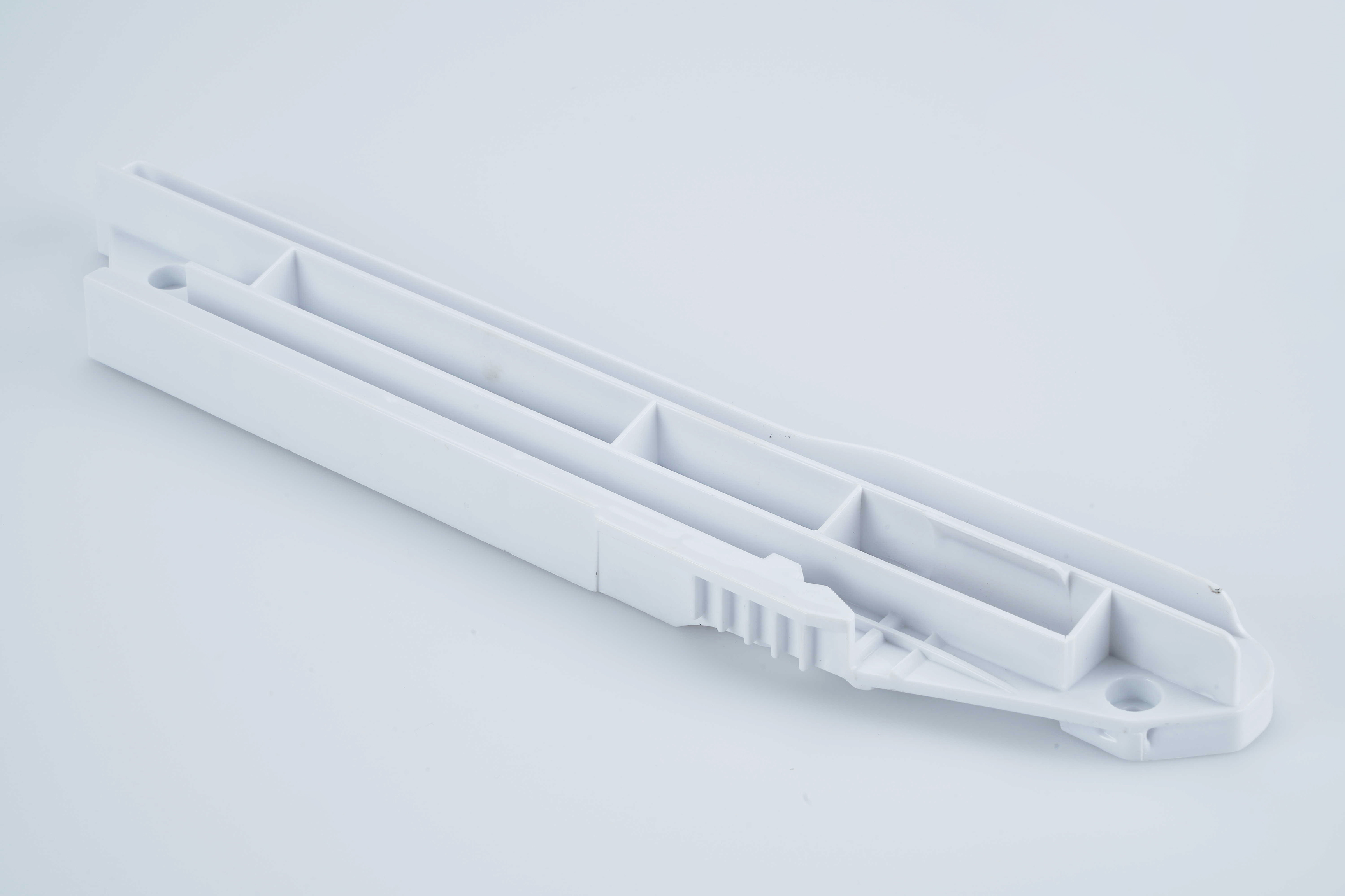 Whirlpool rail clayette cote dr.ref 480132101067 pour réfrigérateur whirlpool wsc5513a+x 85864521101