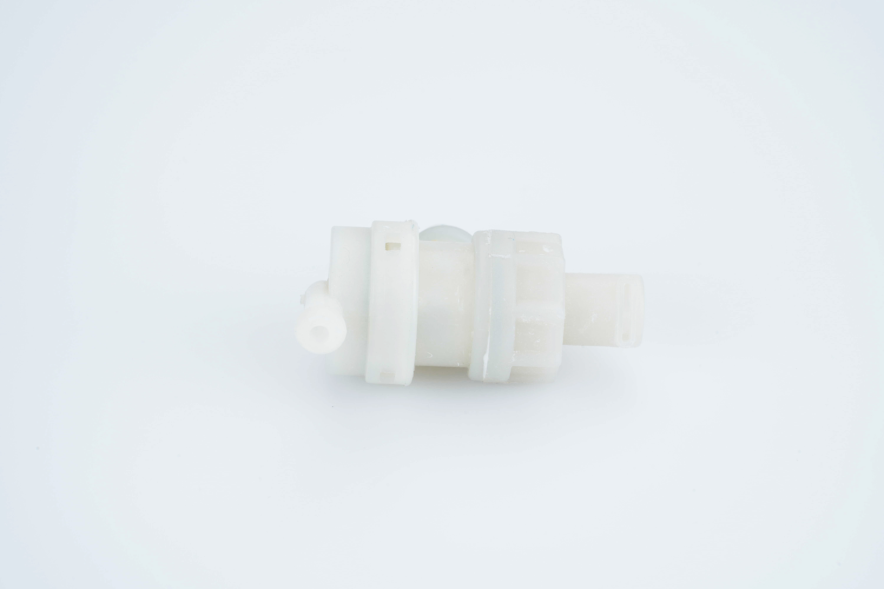 Delonghi soupape 7313286129 pour cafetière et expresso / machine à café delonghi bem510s801.130.41 8