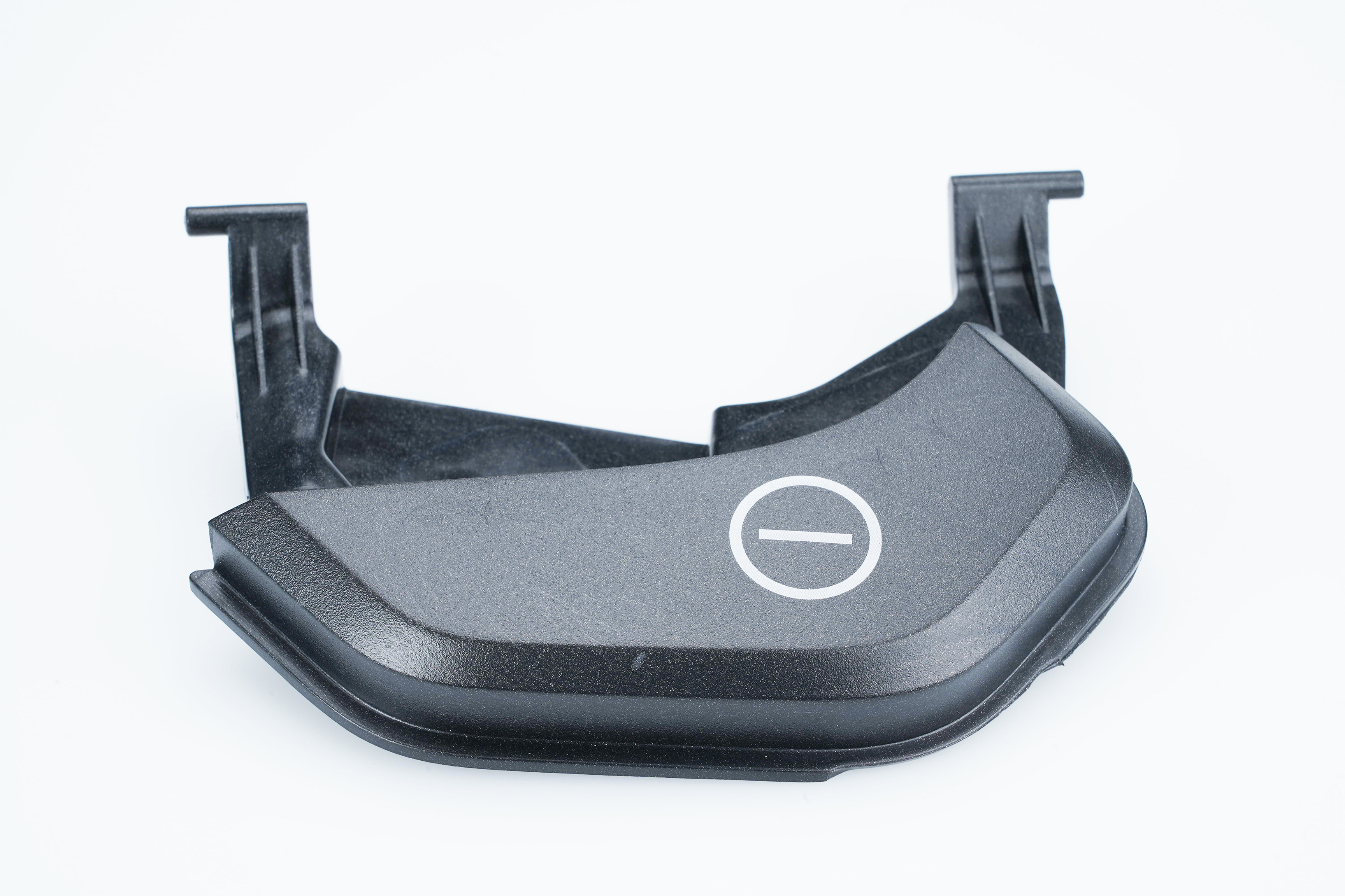 Electrolux pédale marche / arrêt gris 8090099022 pour aspirateur electrolux ufparketta 90027393900