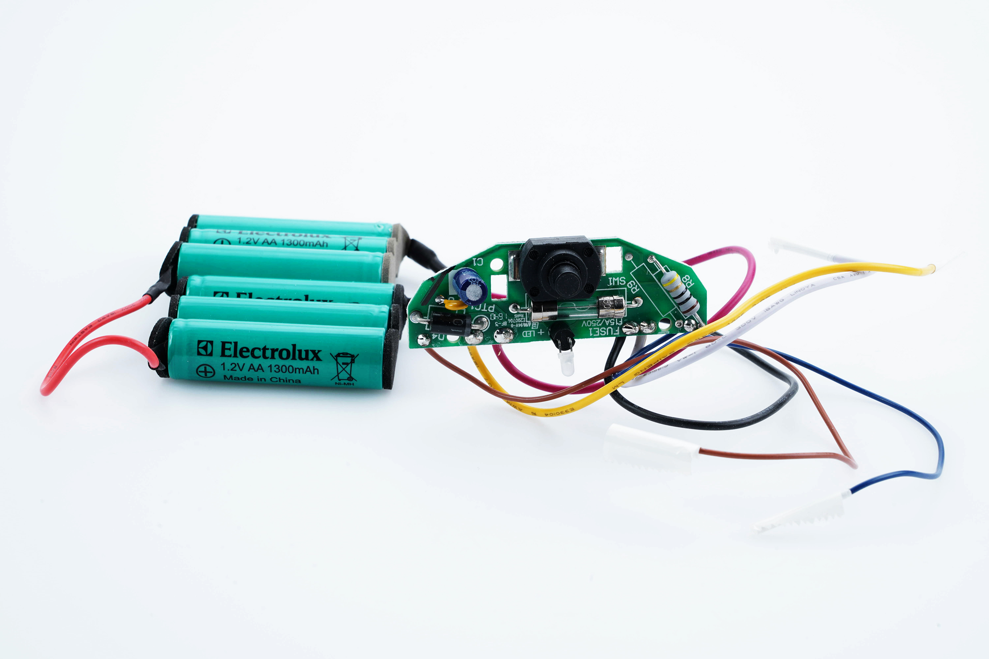 Electrolux batterie ensemble electronique 4055251666 pour nettoyeur vapeur - pression electrolux zb5