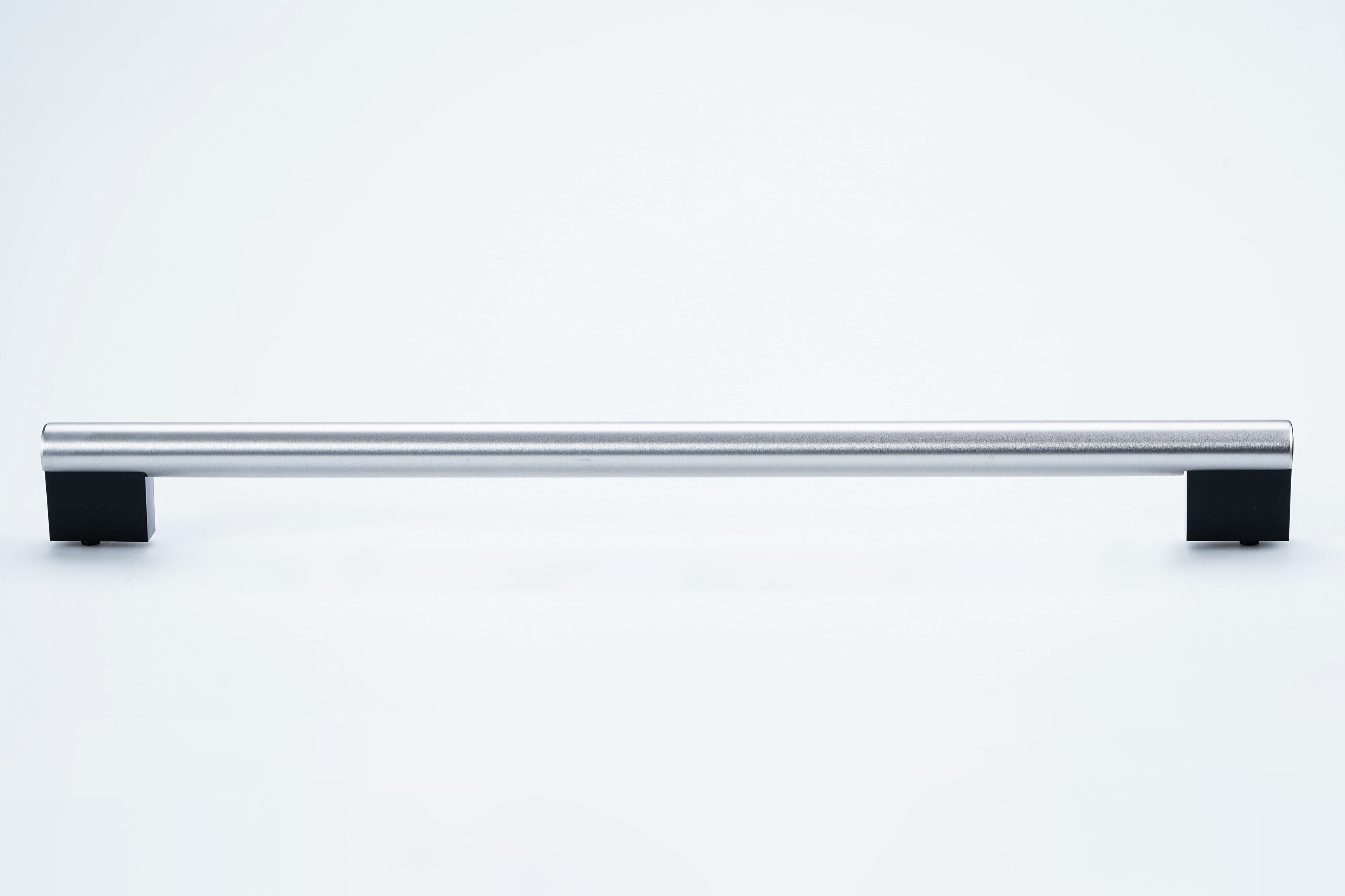 Bauknecht poignee de porte 481010823434 pour robot de cuisine bar2sk8v2in