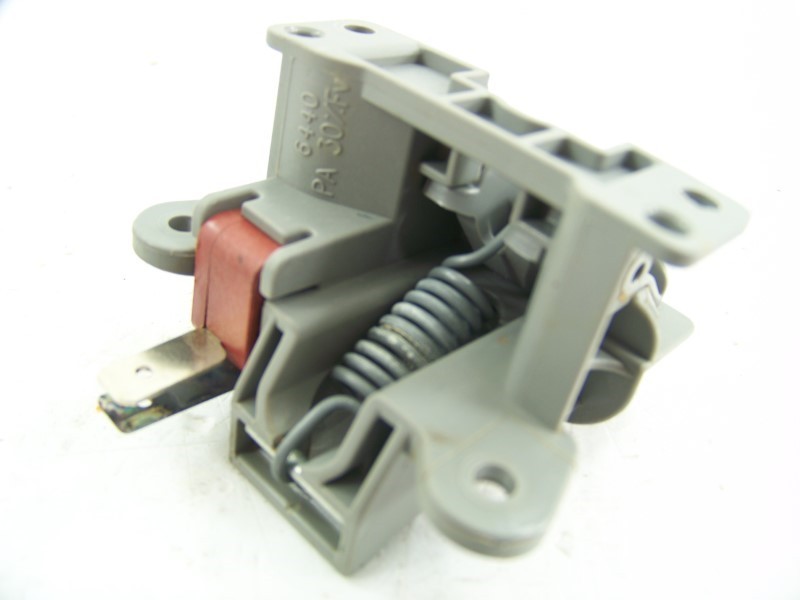 Hotpoint ariston locking eos 45cm c00272605 pour lave-vaisselle hotpoint ariston lsf8357 36693671000