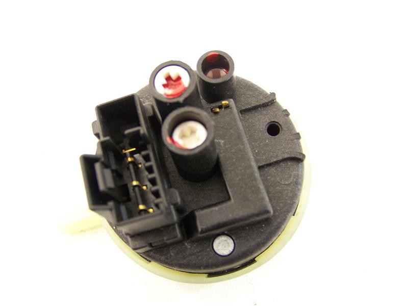 Indesit pressostat c00272450 pour lave-linge indesit ewe71483weu 769991016463