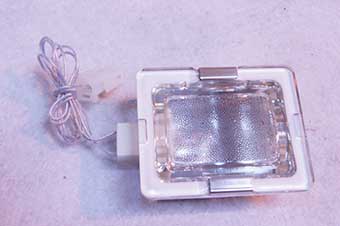 Hotpoint ariston ensemble de douille + carter (protection) + joint et ampoule halogène (25w) c002865