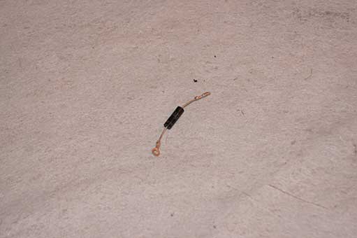 Whirlpool diode 480120101082 pour micro-ondes whirlpool max34/wh