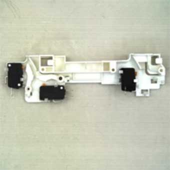 Brandt fixation de verrouillage 55x7647 pour sèche-linge brandt aquamarin 1500 00.203.136.01