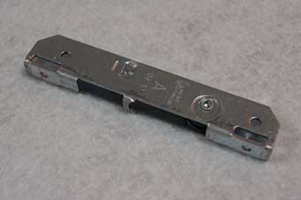 Indesit galet de porte c00276482 pour four - cuisinière indesit 7ofd610chru/ha 03678390400