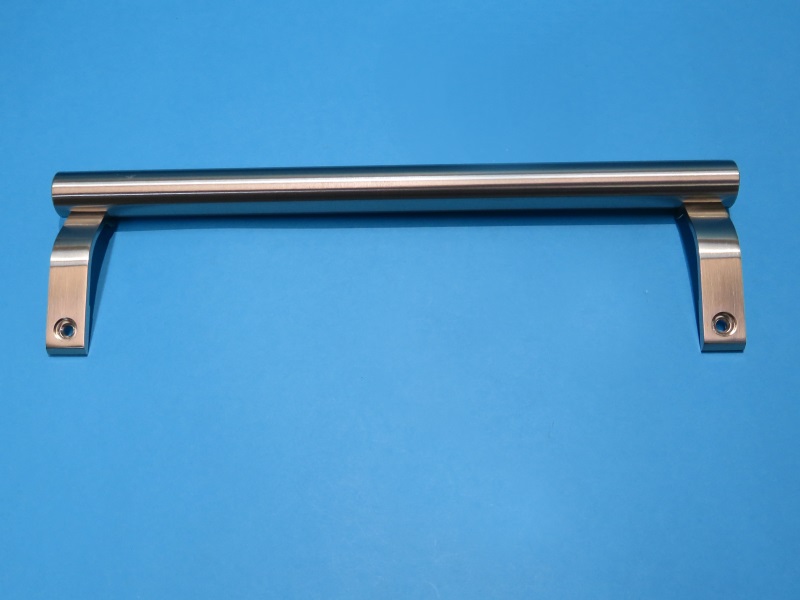 Valberg poignee hk1630763 pour refrigerateur cnf350a++xhic