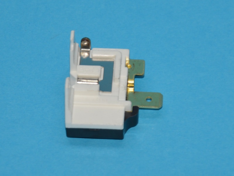 Hisense overload relay drb16n61a1 hk1643215 pour congelateur fh101aw
